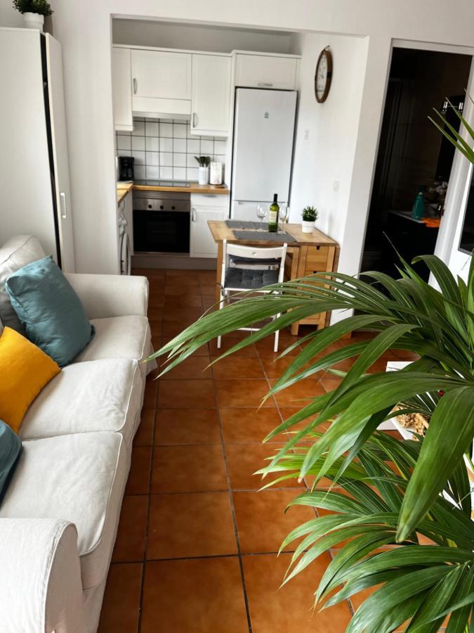 2 Bedroom Apartments Los Cristianos Beach Tenerife Tamaragua Arona  Εξωτερικό φωτογραφία