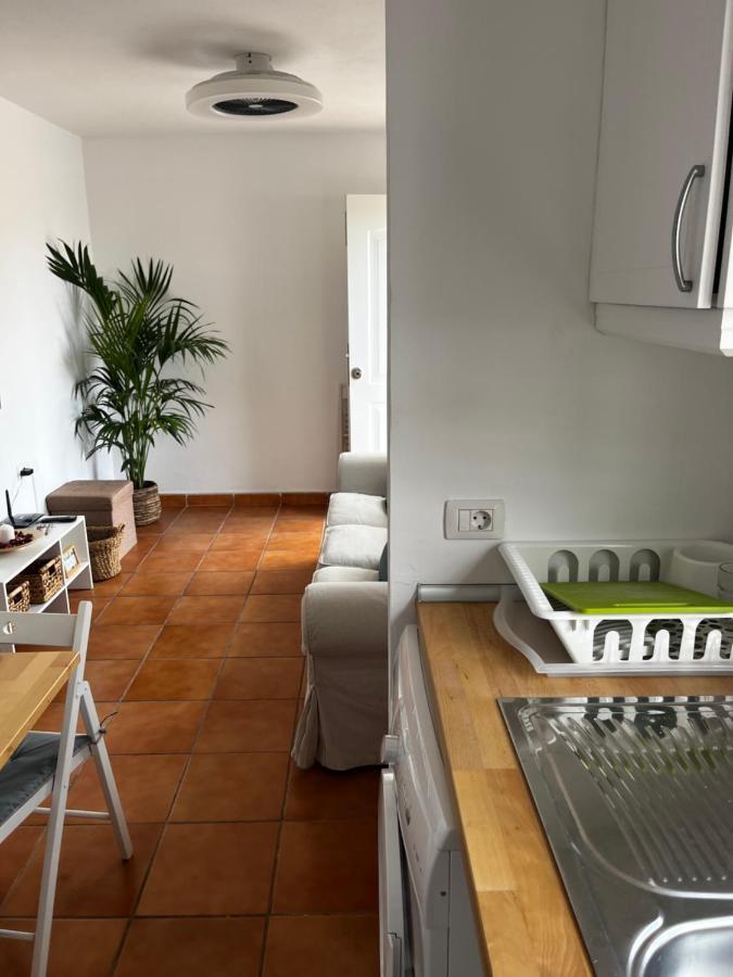 2 Bedroom Apartments Los Cristianos Beach Tenerife Tamaragua Arona  Εξωτερικό φωτογραφία