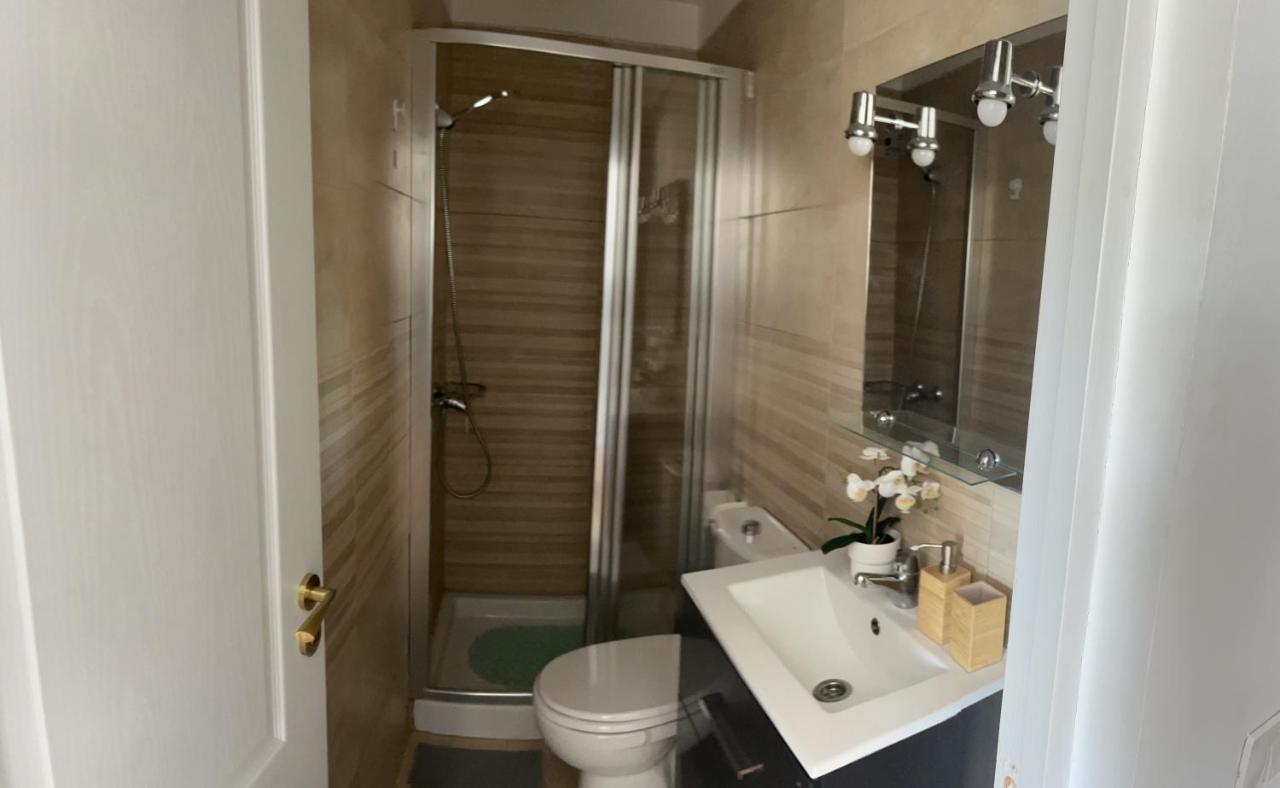 2 Bedroom Apartments Los Cristianos Beach Tenerife Tamaragua Arona  Εξωτερικό φωτογραφία