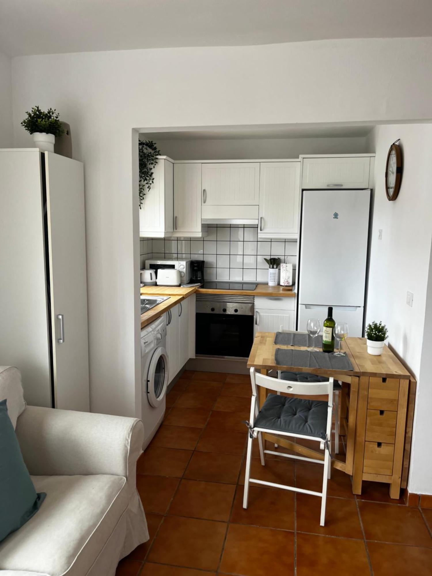 2 Bedroom Apartments Los Cristianos Beach Tenerife Tamaragua Arona  Εξωτερικό φωτογραφία